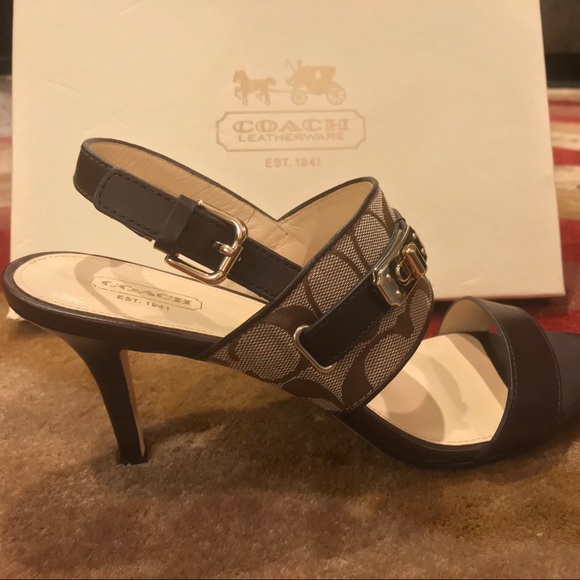 Coach Raya Heels | unique & nostalgic | worn once - Picture 4 of 6